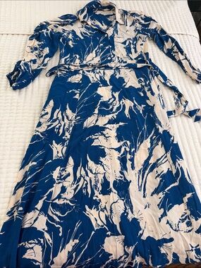 Blue and Cream Floral Shirt Dress with Tie Waist Zara